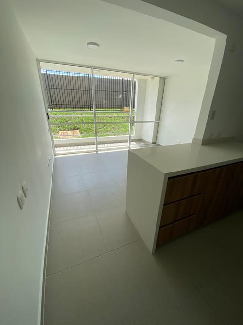 Apartamento de 3 alcobas en venta en Valle Del Lili, Cali, 65 m² · foto 2 de 13