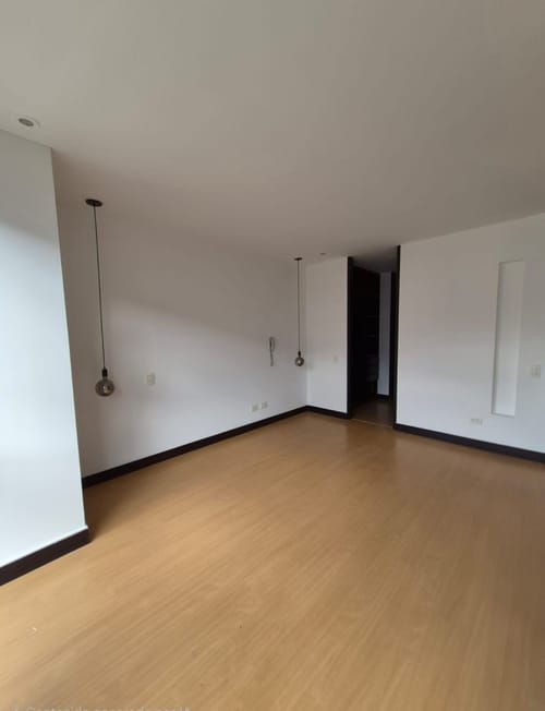 Apartamento de 2 alcobas en venta en Unicentro Bogotá, Bogotá, 71 m² · foto 5 de 15