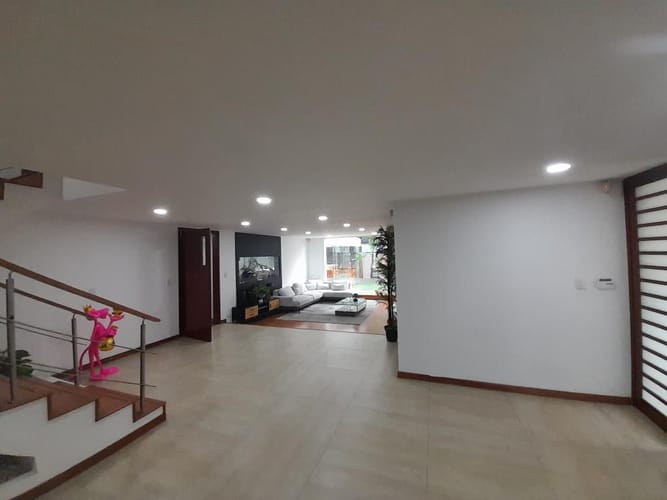 Casa de 6 alcobas en venta en Chicó Alto, Bogotá, 650 m² · foto 4 de 24