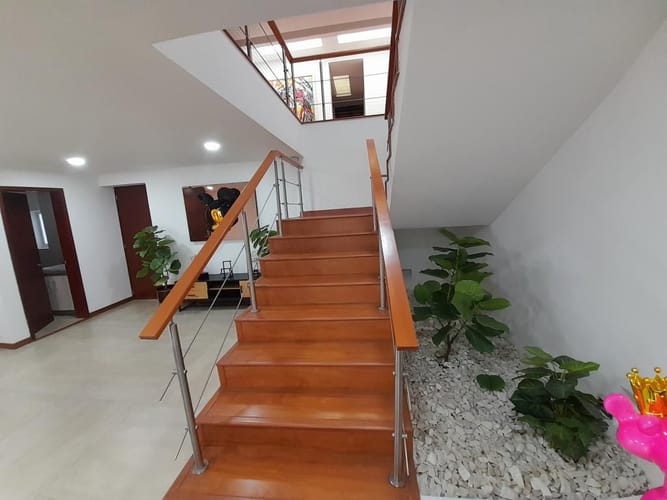 Casa de 6 alcobas en venta en Chicó Alto, Bogotá, 650 m² · foto 17 de 24