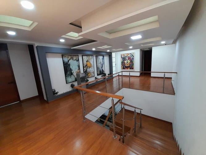 Casa de 6 alcobas en venta en Chicó Alto, Bogotá, 650 m² · foto 19 de 24