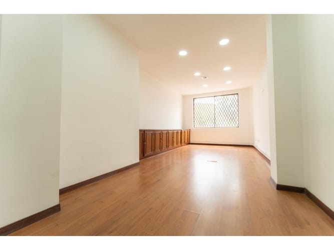 Oficina en arriendo en Centenario, Cali, 180 m² · foto 2 de 24