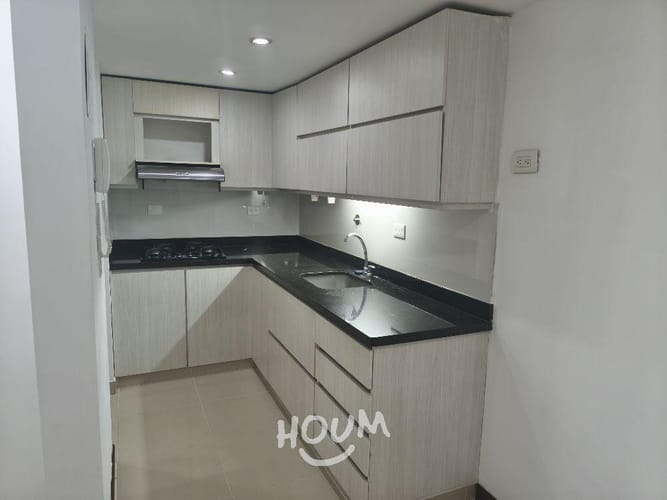 Apartamento de 3 alcobas en arriendo en San Bernardo, Medellín, 58 m² · foto 6 de 24