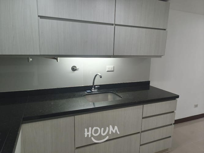 Apartamento de 3 alcobas en arriendo en San Bernardo, Medellín, 58 m² · foto 10 de 24