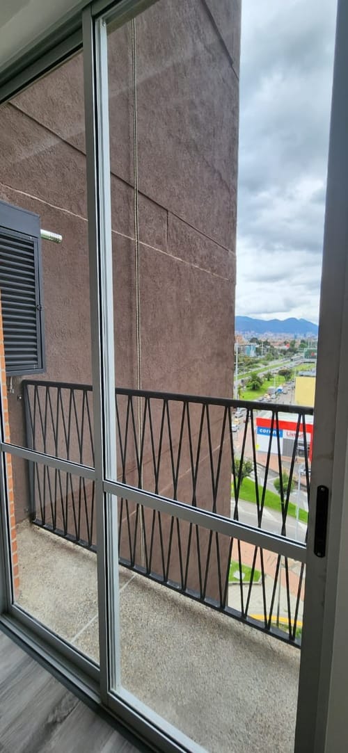 Apartamento de 2 alcobas en arriendo en La Calleja, Bogotá, 42 m² · foto 9 de 16