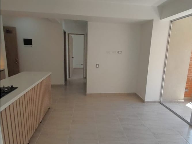 Apartamento de 2 alcobas en venta en Fabricato, Bello, 64 m² · foto 4 de 14