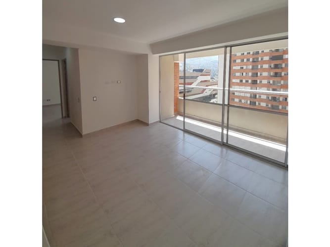 Apartamento de 2 alcobas en venta en Fabricato, Bello, 64 m² · foto 6 de 14