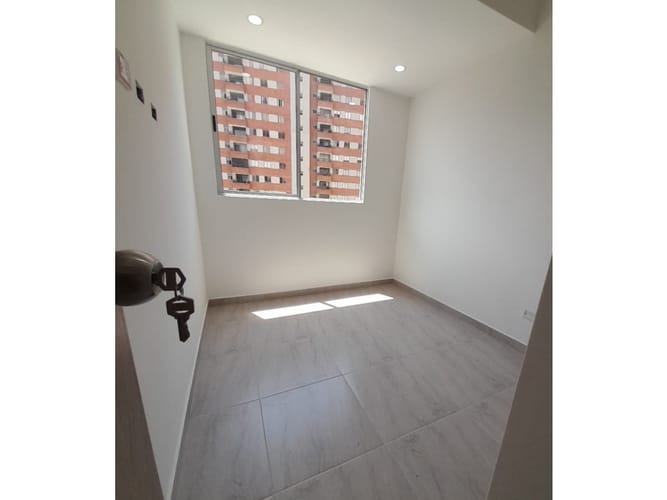 Apartamento de 2 alcobas en venta en Fabricato, Bello, 64 m² · foto 9 de 14