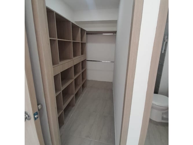 Apartamento de 2 alcobas en venta en Fabricato, Bello, 64 m² · foto 13 de 14