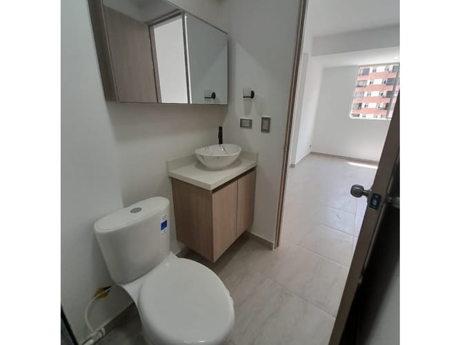 Apartamento de 2 alcobas en venta en Fabricato, Bello, 64 m² · foto 14 de 14