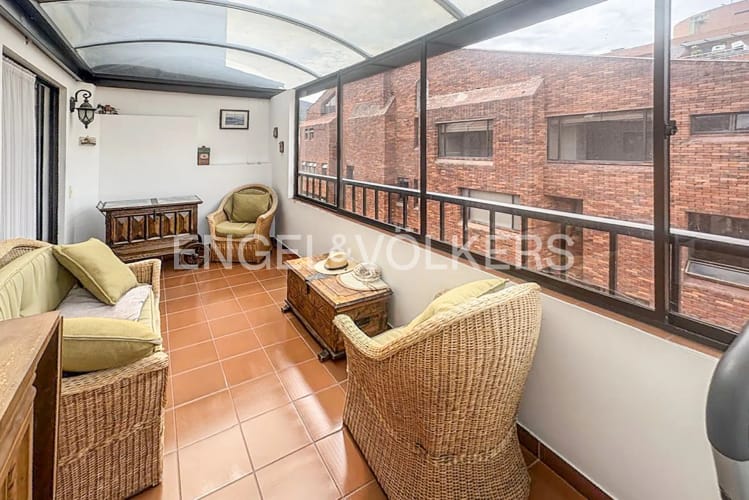 Apartamento de 3 alcobas en venta en La Carolina, Bogotá, 159 m² · foto 15 de 16