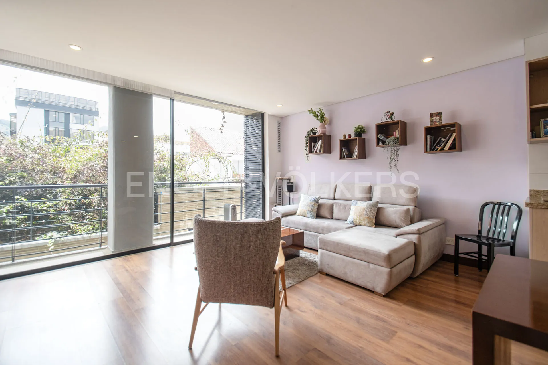 Apartamento en venta en Santa Barbara Central, Bogotá · foto 2 de 15
