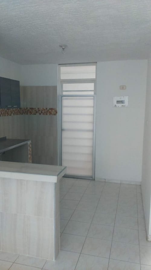 Casa de 3 alcobas en venta en Picaleña Y Mirolindo, Ibagué, 78 m² · foto 8 de 9