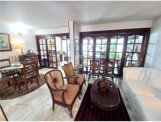 Casa de 4 alcobas en arriendo en Ciudad Jardin, Cali, 185 m² · foto 9 de 24