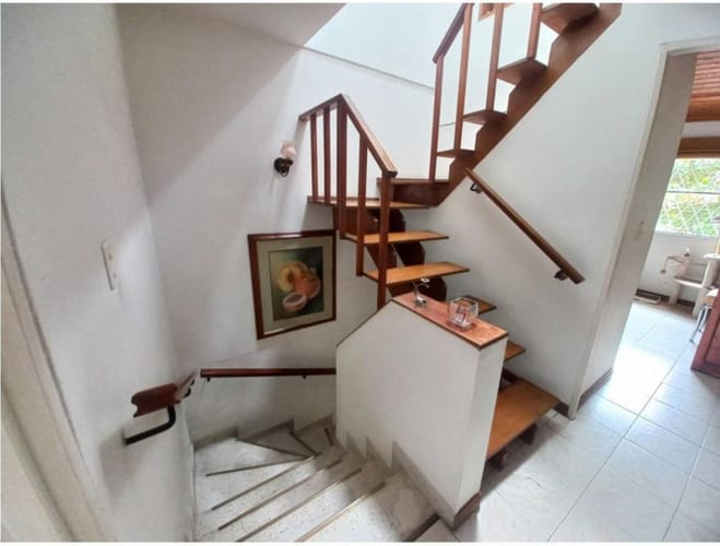 Casa de 4 alcobas en arriendo en Ciudad Jardin, Cali, 185 m² · foto 18 de 24