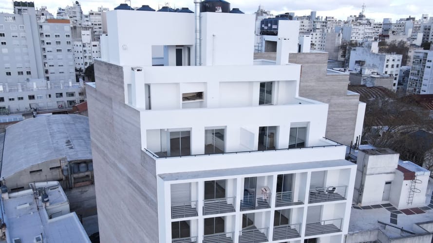 ALQUILER  1 DORMITORIO A ESTRENAR CON ENTRADA INDEPENDIENTE · Foto 1