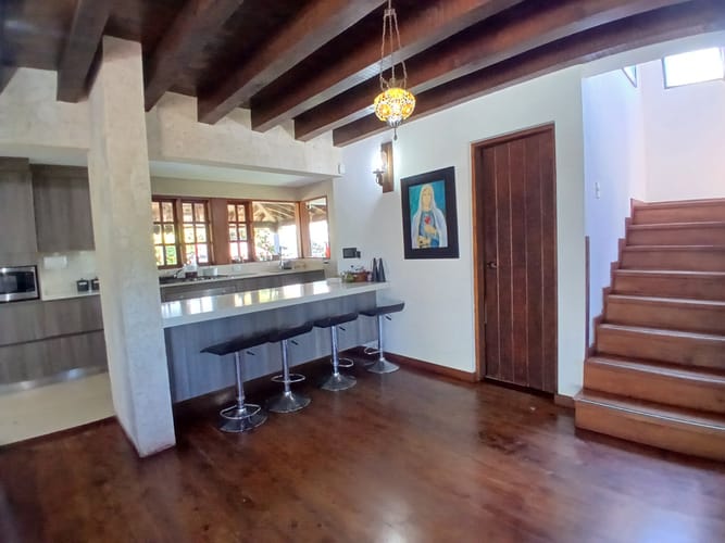 Casa de 3 alcobas en venta en Guamito, La Ceja, 700 m² · foto 2 de 24
