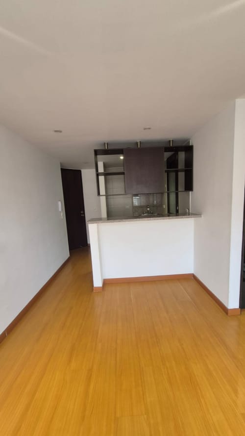 Apartamento de 2 alcobas en arriendo en Santa Barbara Central, Bogotá, 72 m² · foto 2 de 22
