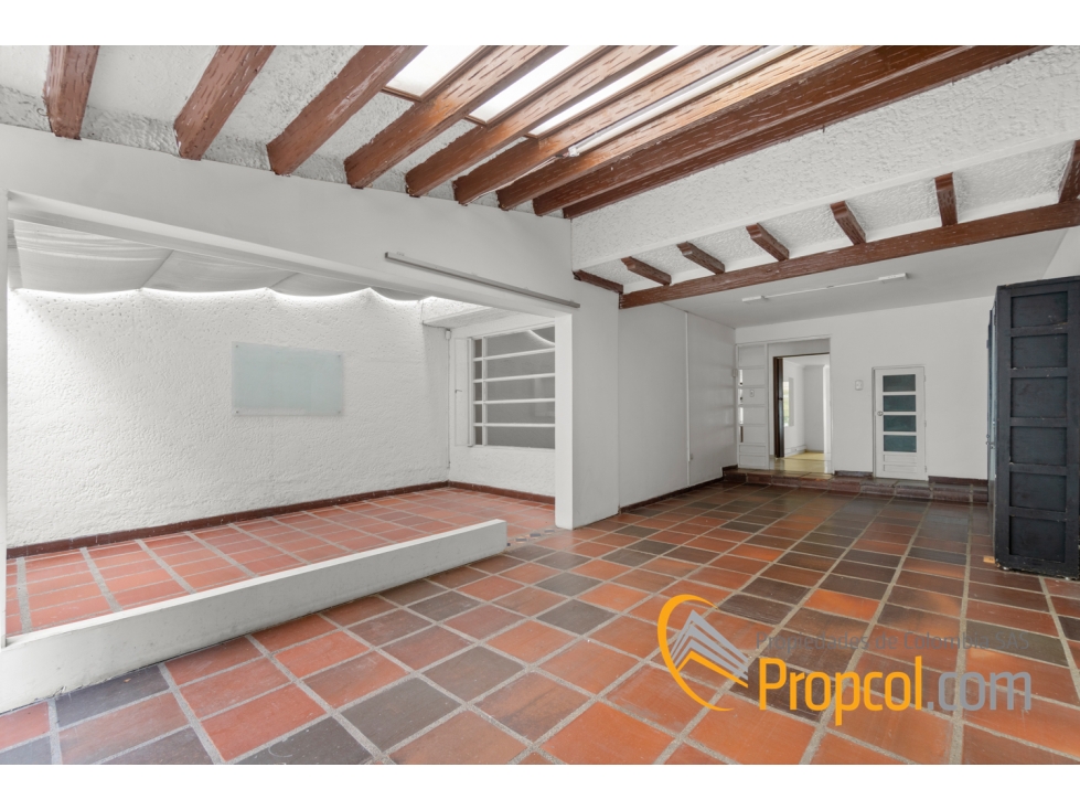 Casa en venta en Santa Barbara, Bogotá · foto 2 de 13