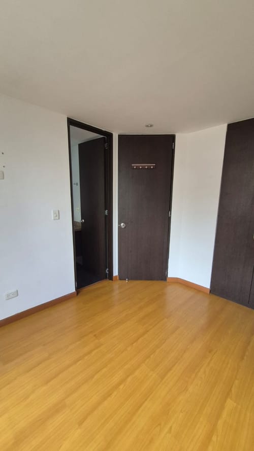 Apartamento de 2 alcobas en arriendo en Santa Barbara Central, Bogotá, 72 m² · foto 16 de 22