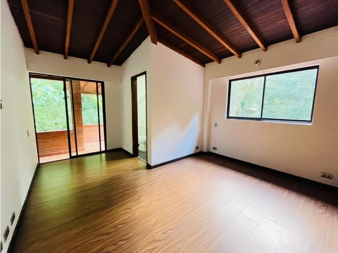 Casa de 4 alcobas en venta en La Catedral, Envigado, 430 m² · foto 5 de 24