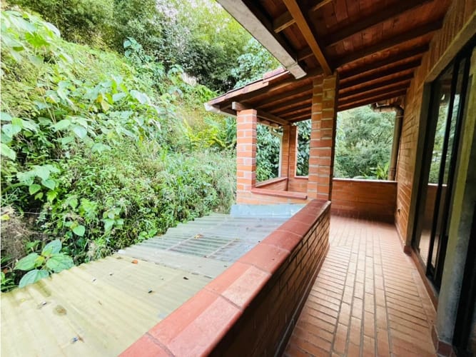 Casa de 4 alcobas en venta en La Catedral, Envigado, 430 m² · foto 6 de 24