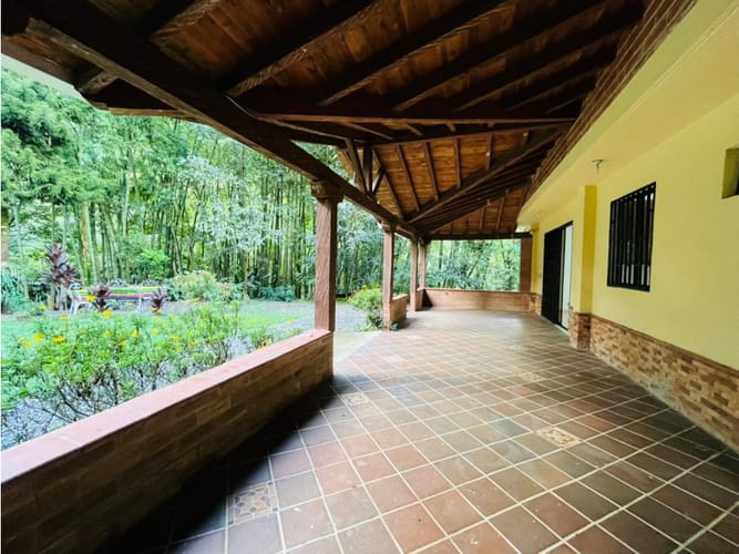 Casa de 4 alcobas en venta en La Catedral, Envigado, 430 m² · foto 7 de 24
