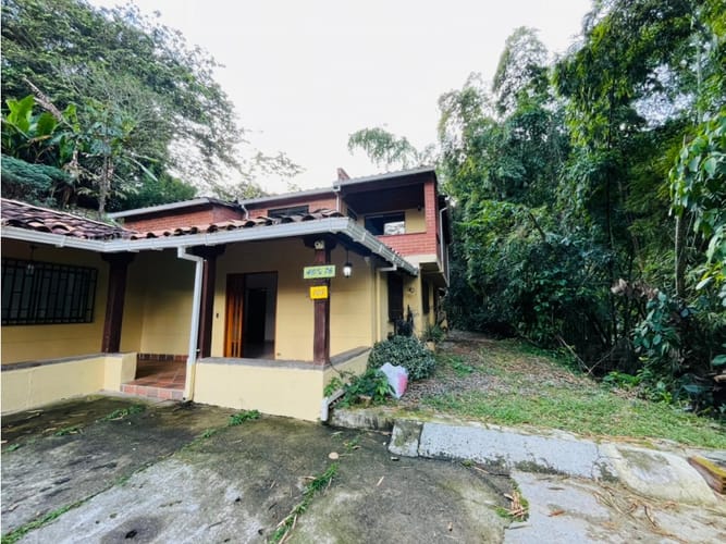 Casa de 4 alcobas en venta en La Catedral, Envigado, 430 m² · foto 17 de 24