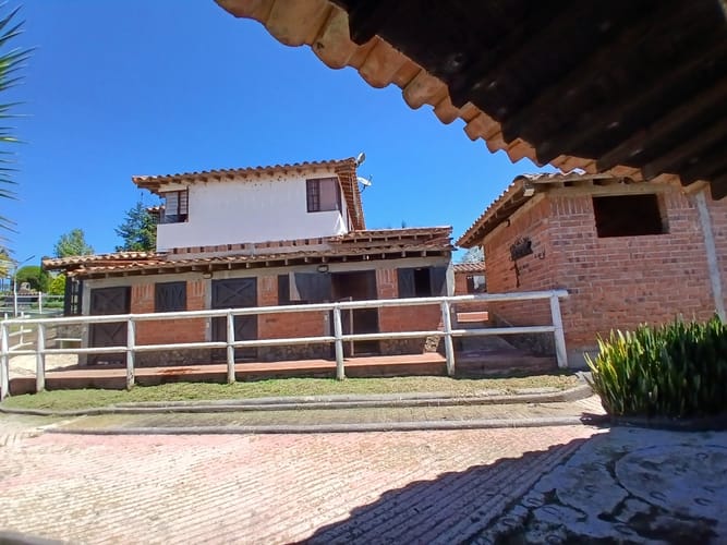 Casa de 3 alcobas en venta en Guamito, La Ceja, 700 m² · foto 20 de 24