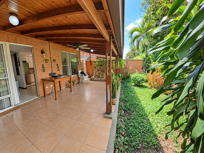 Casa de 4 alcobas en venta en El Castillo, Jamundí, 144 m² · foto 15 de 15