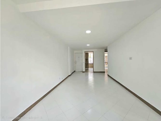 Apartamento de 2 alcobas en venta en Belén Miravalle, Medellín, 66 m² · foto 3 de 23