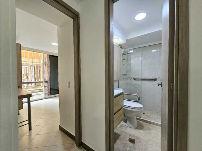 Apartamento de 2 alcobas en venta en Belén Miravalle, Medellín, 66 m² · foto 6 de 23