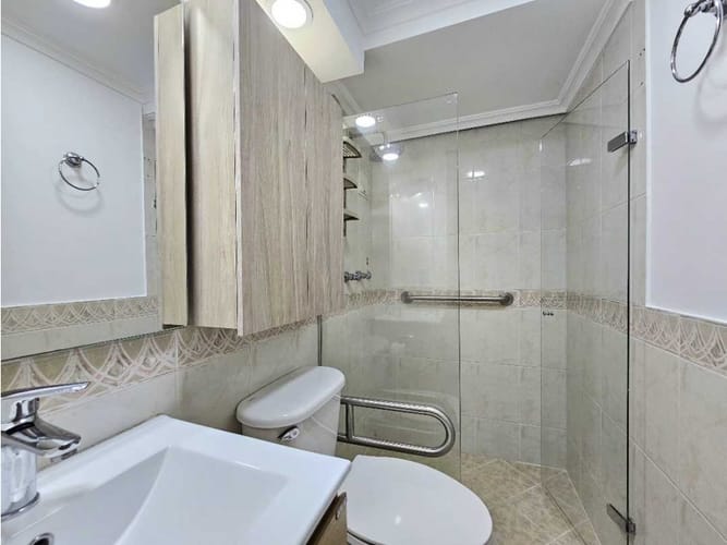 Apartamento de 2 alcobas en venta en Belén Miravalle, Medellín, 66 m² · foto 8 de 23
