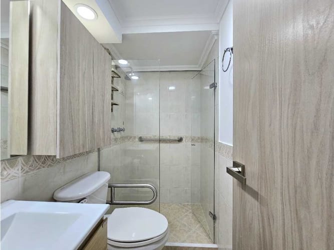 Apartamento de 2 alcobas en venta en Belén Miravalle, Medellín, 66 m² · foto 9 de 23