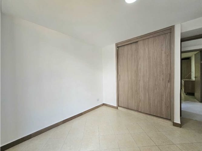 Apartamento de 2 alcobas en venta en Belén Miravalle, Medellín, 66 m² · foto 12 de 23