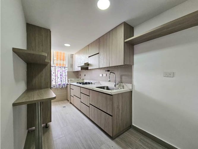 Apartamento de 2 alcobas en venta en Belén Miravalle, Medellín, 66 m² · foto 14 de 23