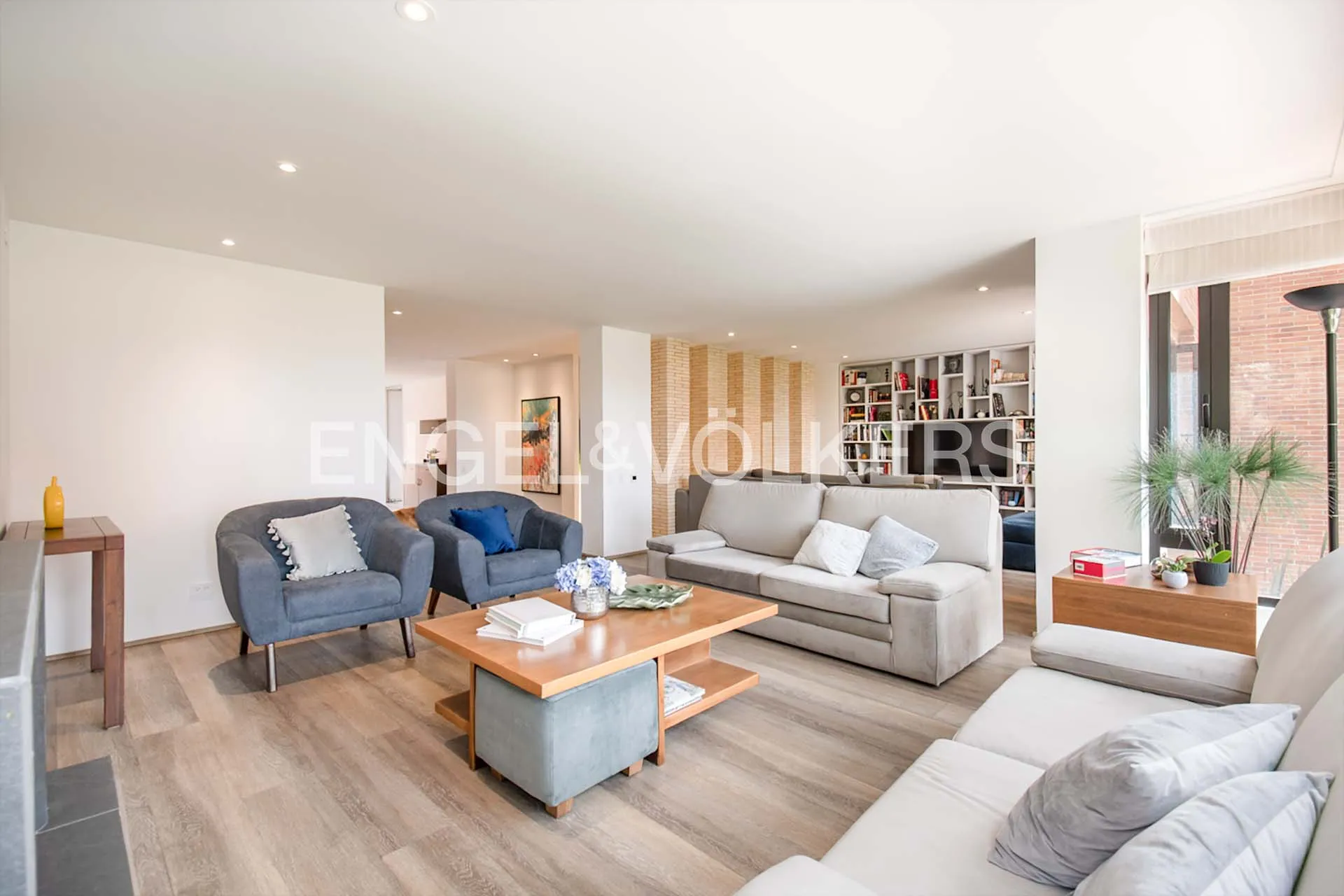 Apartamento en venta en Montearroyo, Bogotá · foto 2 de 23