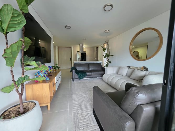 Apartamento de 2 alcobas en venta en Escobero, Envigado, 110 m² · foto 2 de 12