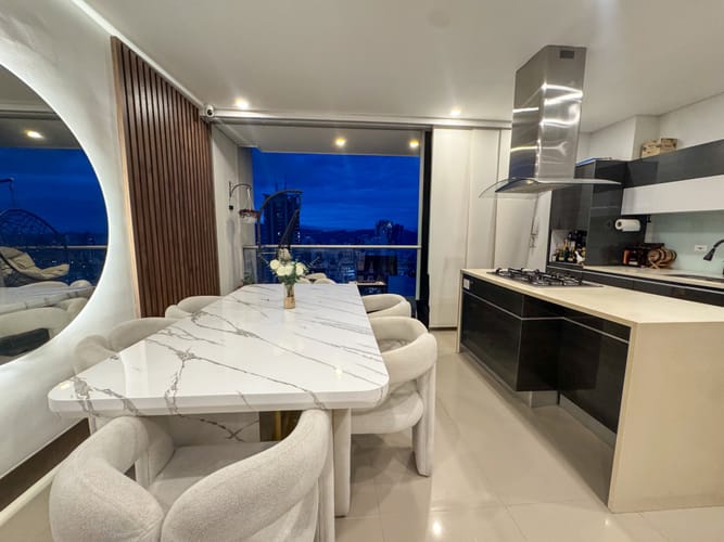 Apartamento de 3 alcobas en venta en Cabecera Del Llano, Bucaramanga, 107 m² · foto 4 de 14