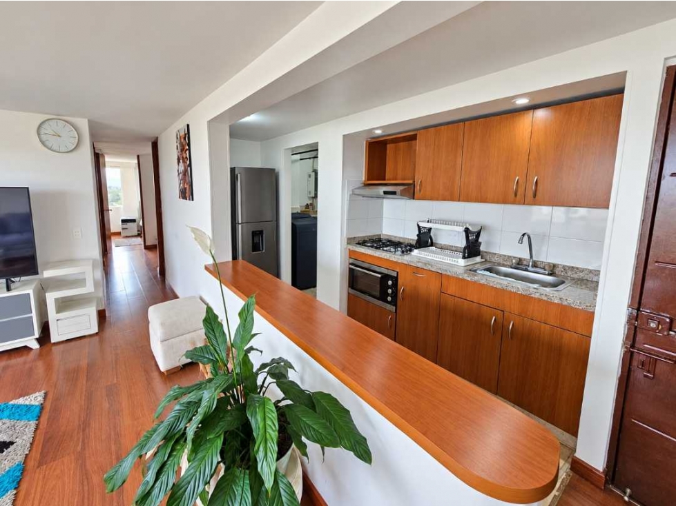 Apartamento en venta en Gran Granada, Bogotá · foto 7 de 24