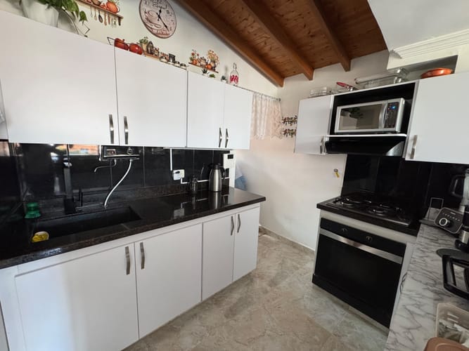 Apartamento de 3 alcobas en venta en La Castellana, Medellín, 100 m² · foto 6 de 16