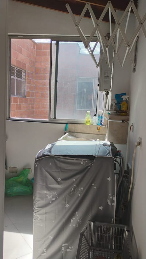 Apartamento de 3 alcobas en venta en La Castellana, Medellín, 100 m² · foto 7 de 16