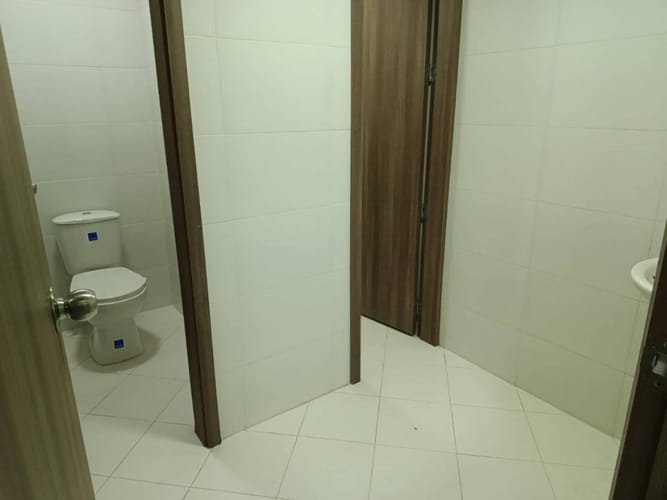 Oficina en arriendo en Florida Nueva, Medellín, 160 m² · foto 9 de 12