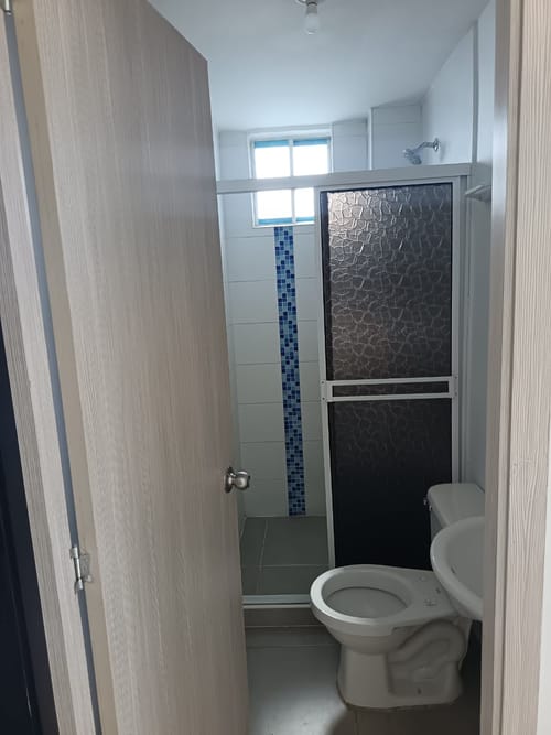 Apartamento de 3 alcobas en venta en Puerto Espejo, Armenia, 51 m² · foto 3 de 17