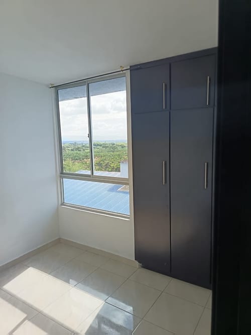Apartamento de 3 alcobas en venta en Puerto Espejo, Armenia, 51 m² · foto 4 de 17