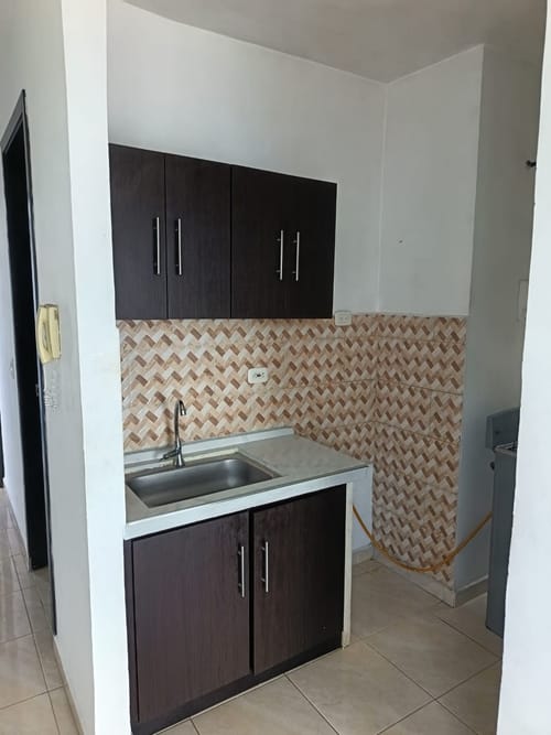 Apartamento de 3 alcobas en venta en Puerto Espejo, Armenia, 51 m² · foto 11 de 17