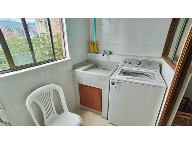 Apartamento de 3 alcobas en venta en Los Balsos, Medellín, 147 m² · foto 12 de 23