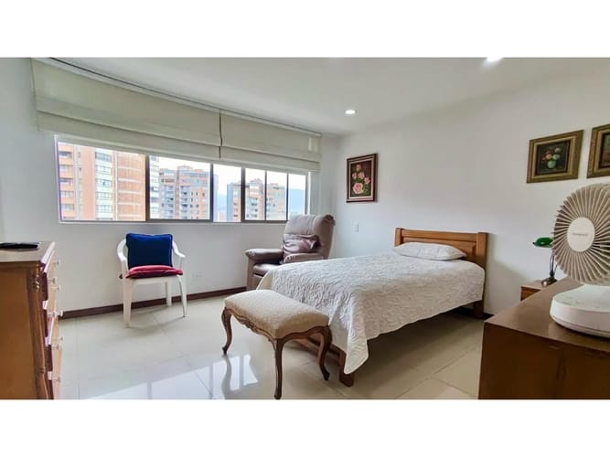 Apartamento de 3 alcobas en venta en Los Balsos, Medellín, 147 m² · foto 19 de 23