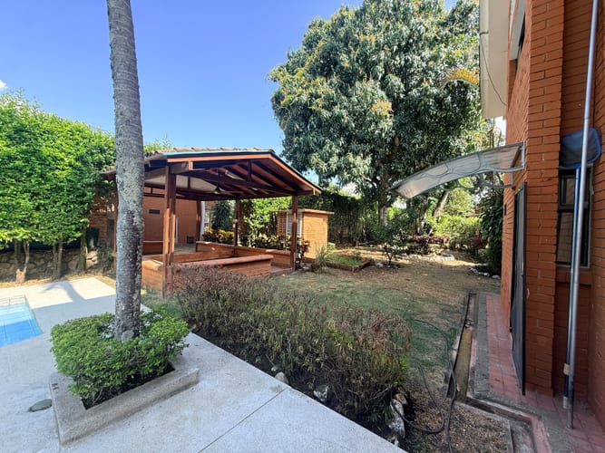 Casa de 4 alcobas en venta en Pance, Cali, 418 m² · foto 4 de 24