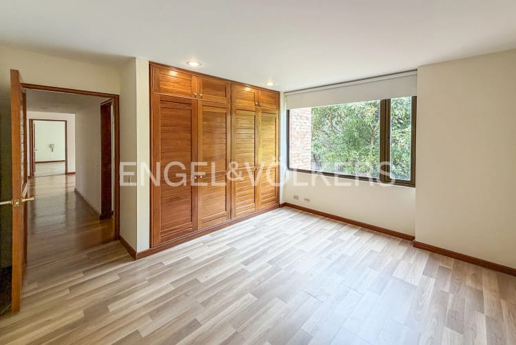 Apartamento en venta en Cerros De Niza, Bogotá · foto 9 de 18